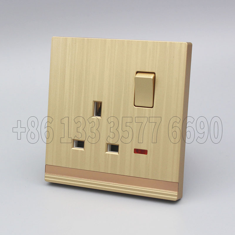 UK BS 13amp light switch.jpg